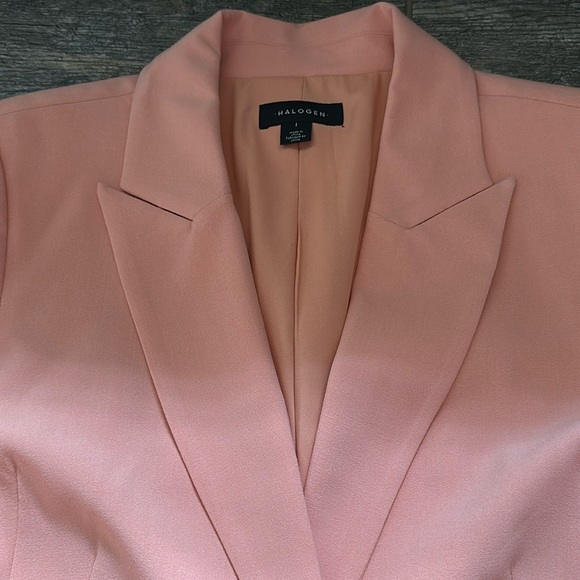 Halogen Darted One-Button Blazer - Picture 3 of 9